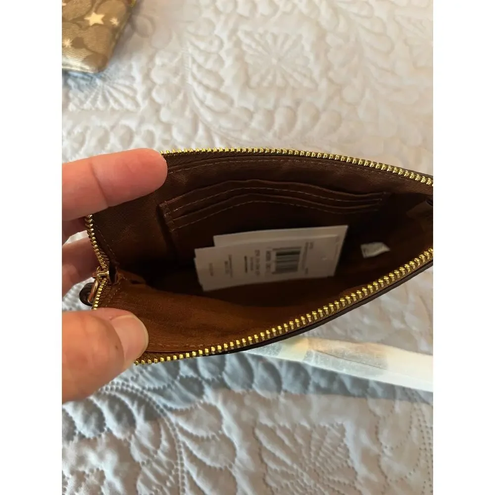 NWT Coach corner zip pouch